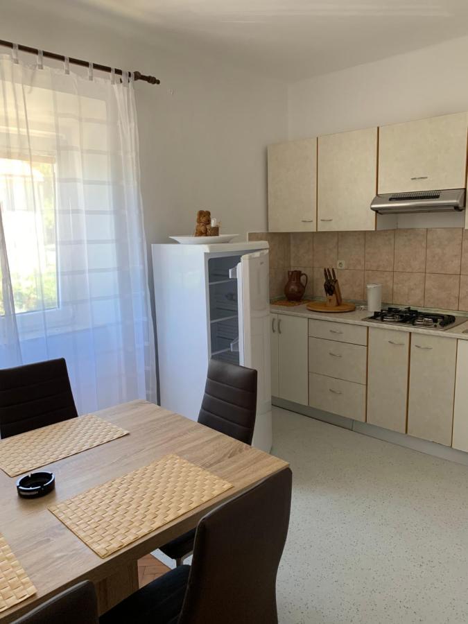 Apartmans And Rooms "Slavica" 诺瓦利娅 外观 照片