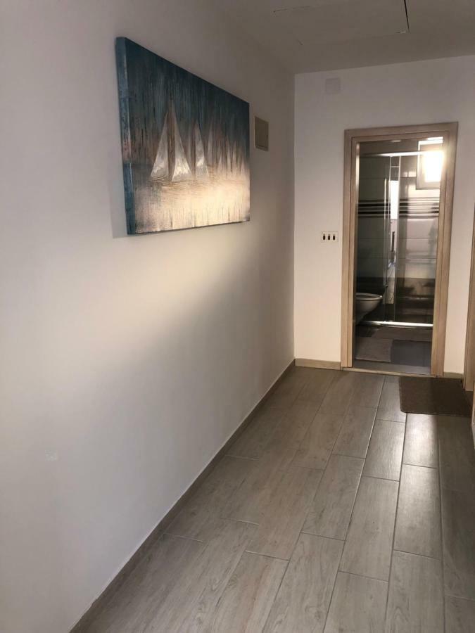 Apartmans And Rooms "Slavica" 诺瓦利娅 外观 照片